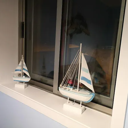 2 Bedrooms At 20 M Away From The Beach With Sea View Apartment